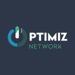 logo Optimiz Network, en écriture Optimiz en blanc placé au dessus de Network en vert, le tout à droite d'un bouton démarrer stylisé